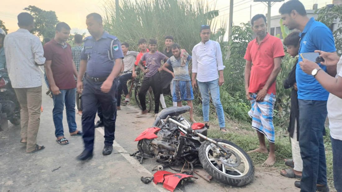 কুষ্টিয়ায় পিকআপ-মোটরসাইকেল সংঘর্ষে প্রাণ গেলো দুই কিশোরের