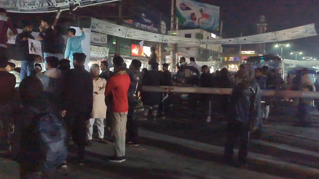 কুষ্টিয়ায় রেলপথ অবরোধ