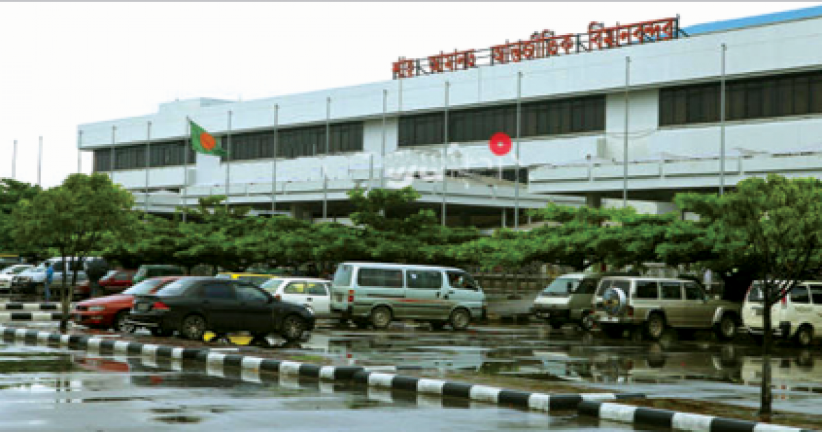 ৪১৮ যাত্রী নিয়ে মদিনার উদ্দেশে চট্টগ্রাম ছেড়েছে প্রথম হজ ফ্লাইট