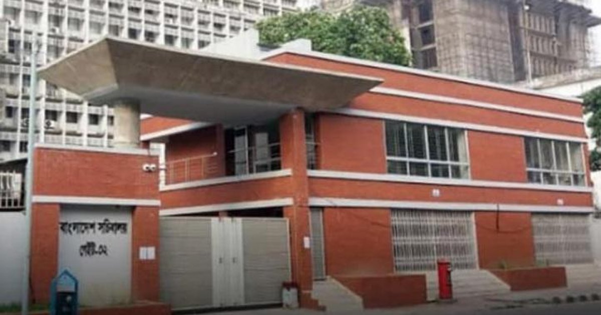 ৯ সচিবকে বাধ্যতামূলক অবসরে পাঠালো সরকার