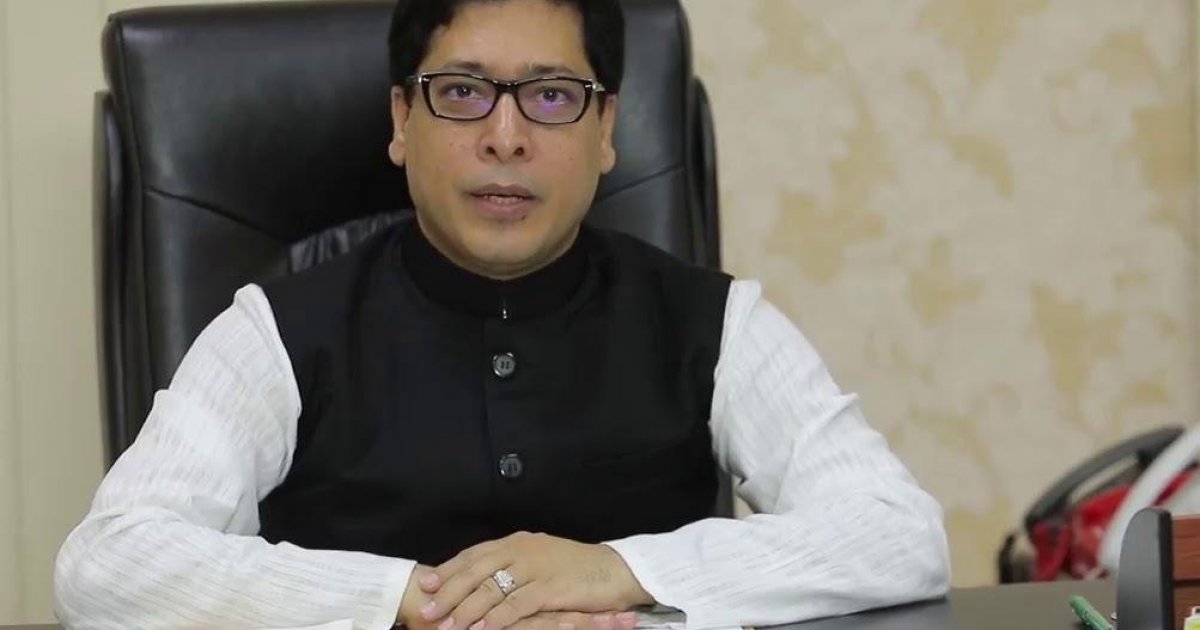 সাবেক মন্ত্রী ফরহাদ হোসেন ও তার স্ত্রীর বিরুদ্ধে দুদকের মামলা