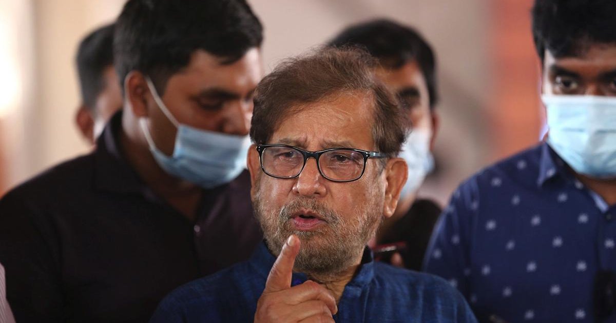 এবার দুদকের মামলায় গ্রেফতার দেখানো হলো আসাদুজ্জামান নূরকে