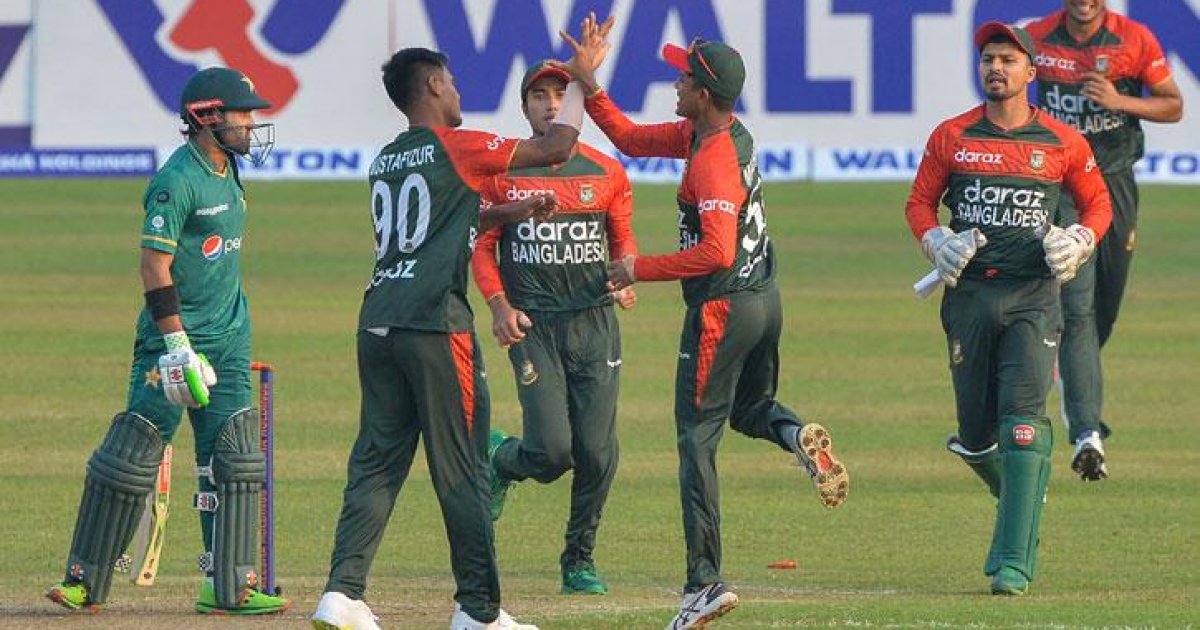 ৩০০ টাকায় স্টেডিয়ামে বসে দেখা যাবে বাংলাদেশ-পাকিস্তান সিরিজ