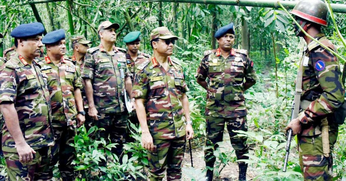 সেনাপ্রধানের যশোর এরিয়া পরিদর্শন