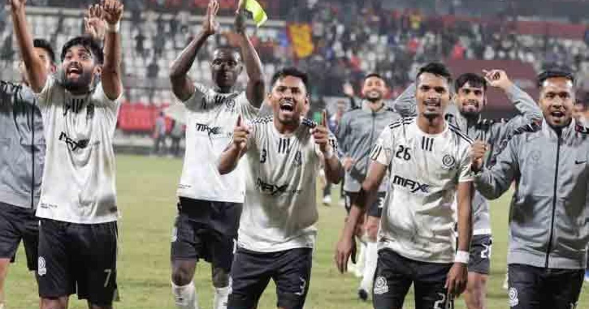 ফর্টিসের কাছে আবাহনীর হারে চ্যাম্পিয়ন মোহামেডান