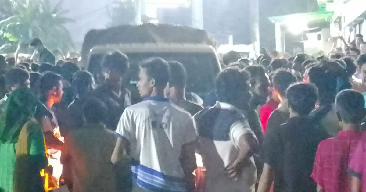 The three suspected attackers have been handed over to the police station