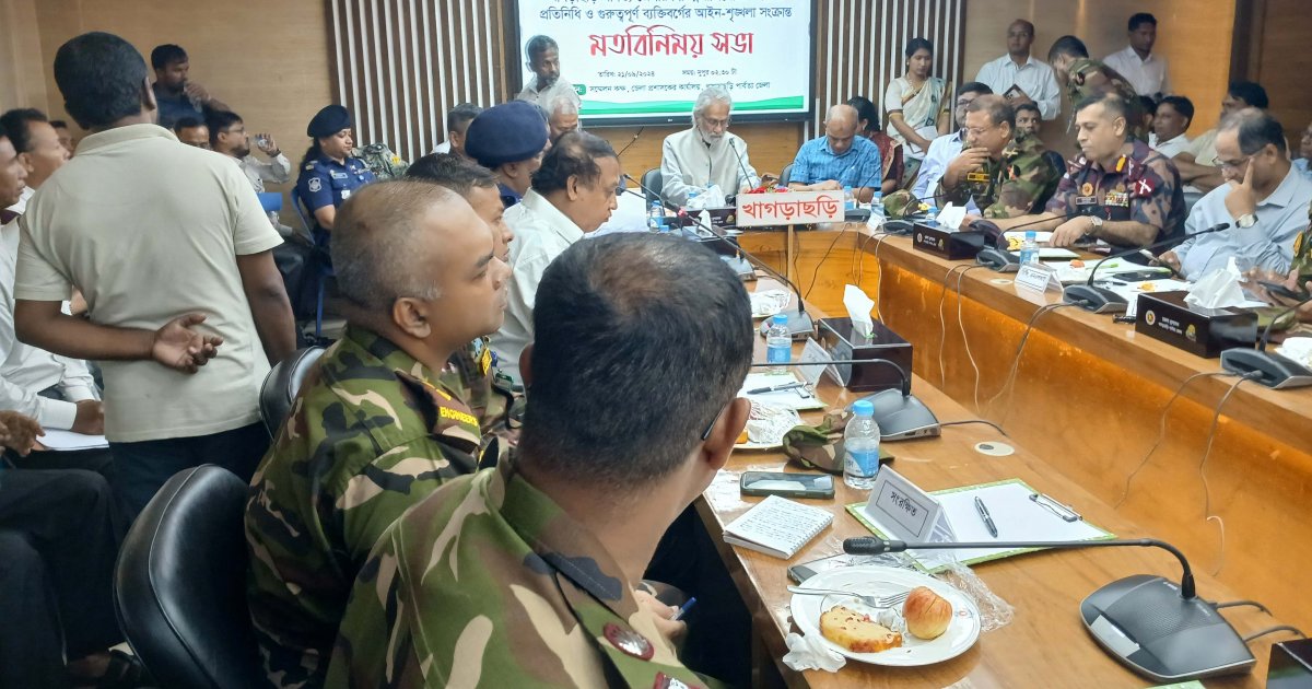 বাড়িঘর-ধর্মীয় স্থাপনায় হামলা সহ্য করা হবে না: স্বরাষ্ট্র উপদেষ্টা