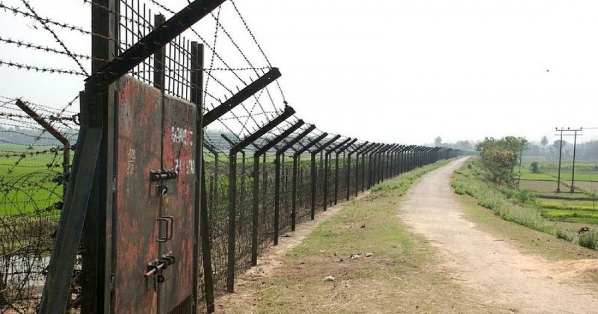 সীমান্ত এলাকা থেকে বাংলাদেশি কিশোরকে ধরে নিয়ে গেছে বিএসএফ