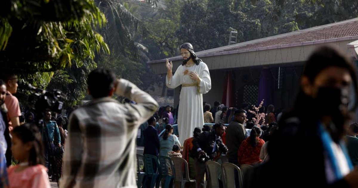 বড়দিনের প্রার্থনায় শান্তি ও স্থিতিশীলতা কামনা