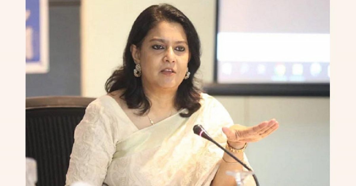 প্লাস্টিক বন্ধ, বনের জমি উদ্ধার ও বিধ্বংসী প্রকল্প বন্ধ করে কুড়িয়েছেন প্রশংসা