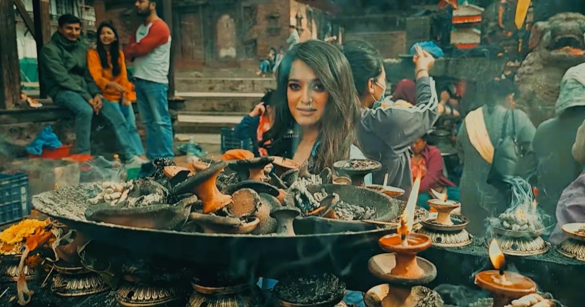 ফোক নয়, রোমান্টিক গানে নতুন রূপে...