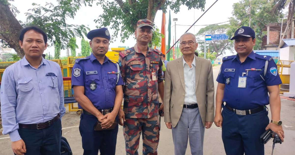 আখাউড়া সীমান্ত দিয়ে ভারতে গেলেন সন্তু লারমা