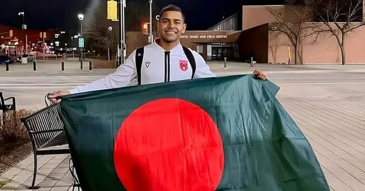 বাংলাদেশের পাসপোর্ট পেয়েছেন শামিত