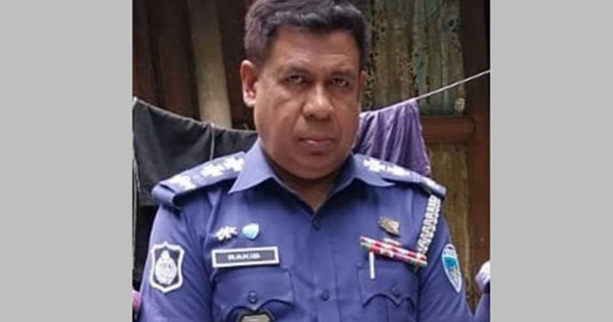 পুলিশ কর্মকর্তার বাসার তালা ভেঙে ১৬টি গুলিসহ পিস্তল চুরি