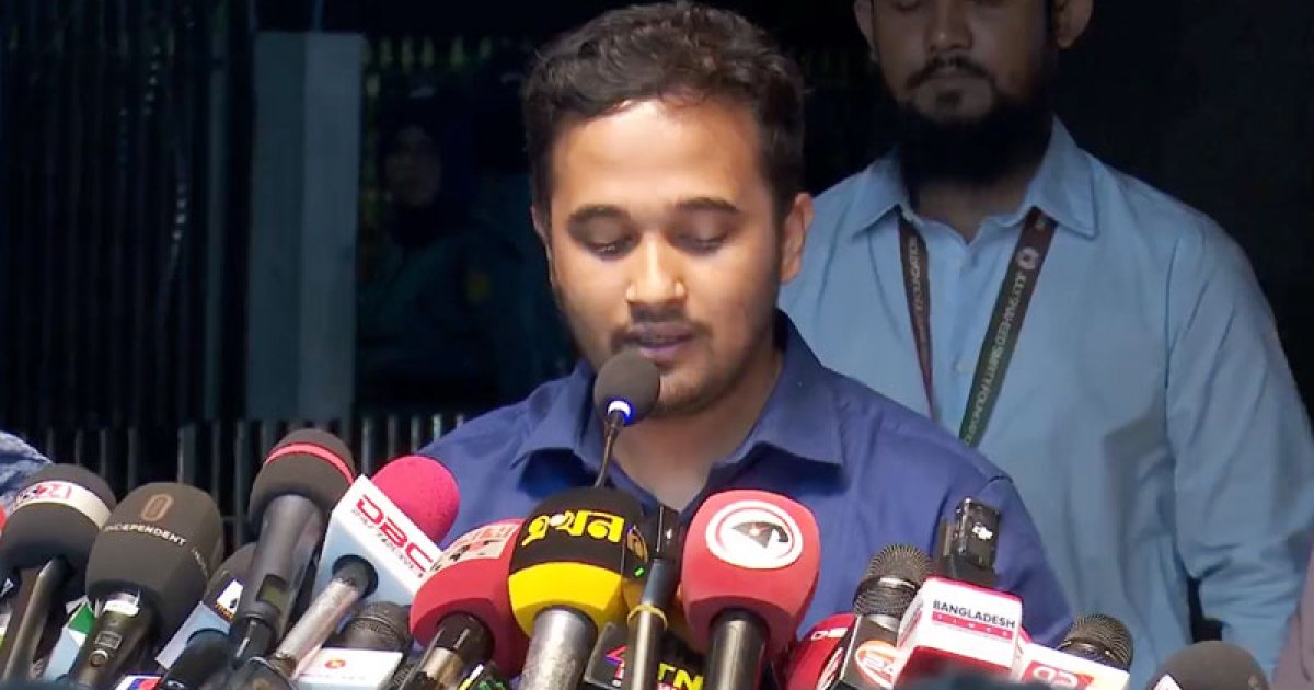 জুলাই শহীদ স্মৃতি ফাউন্ডেশন থেকে পদত্যাগ করলেন স্নিগ্ধ