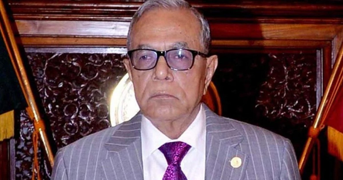 দেশ ছেড়েছেন সাবেক রাষ্ট্রপতি আবদুল হামিদ