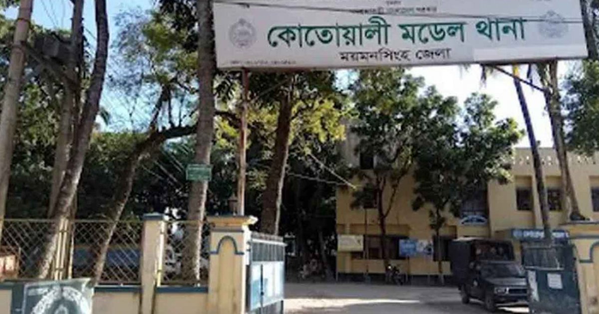 ময়মনসিংহে আ.লীগ নেতাকে পেটানোর ভিডিও ভাইরাল, ‘ফেক ভিডিও’ বলছে পুলিশ