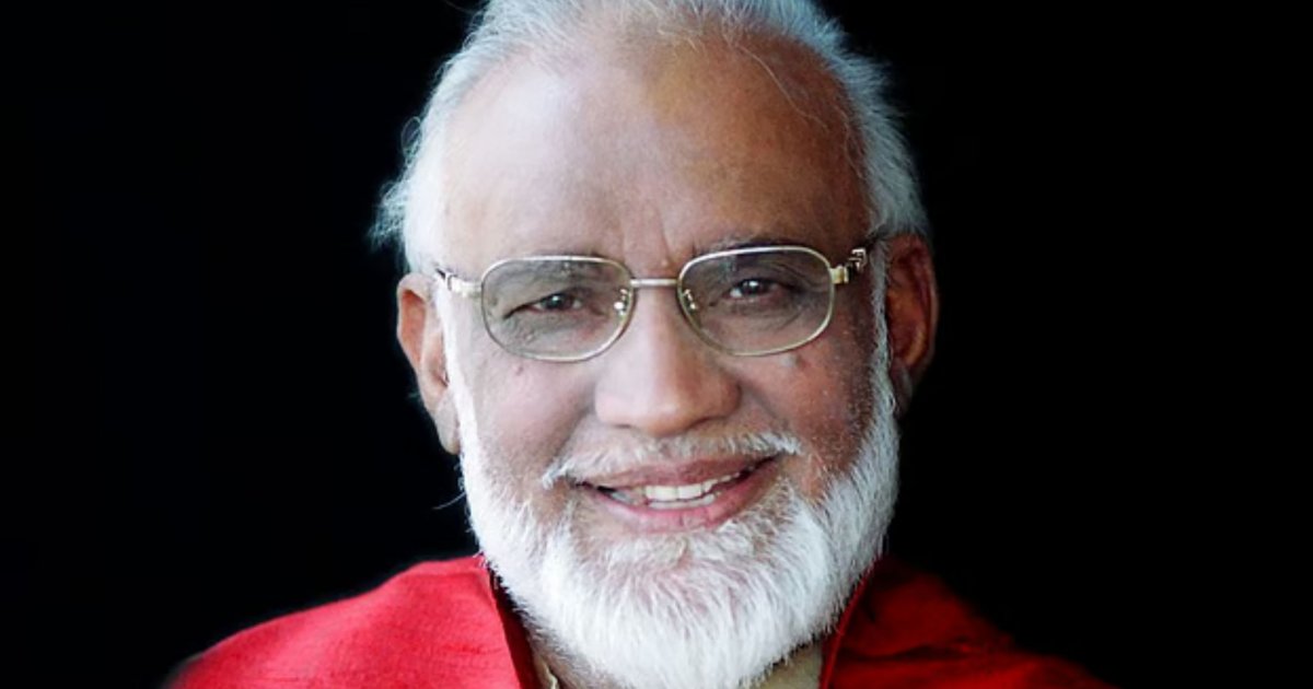 বাবা-মায়ের কবরে শায়িত হলেন মুস্তাফা জামান আব্বাসী