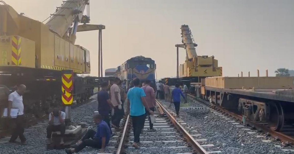 ভাঙ্গায় ট্রেন লাইনচ্যুত, দক্ষিণাঞ্চলে ১২ ঘণ্টা ধরে বন্ধ রেল চলাচল