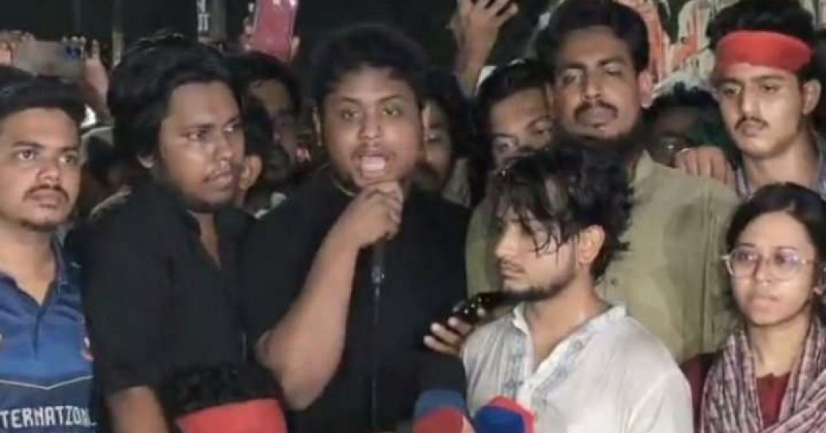 শনিবার সারা দেশে গণজমায়েতের ডাক হাসনাতের