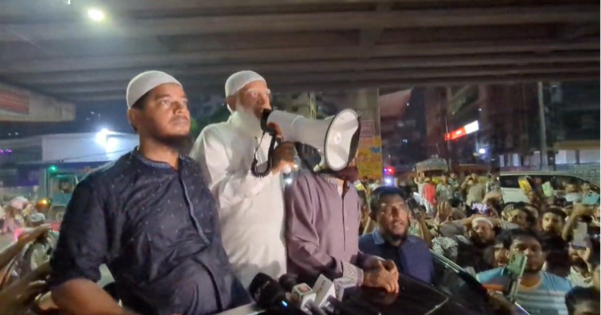 আ.লীগের কার্যক্রমে নিষেধাজ্ঞা: মধ্যরাতে জামায়াতের শোকরানা সভা