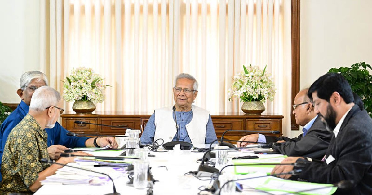 শেয়ার মার্কেট সংস্কারে বিদেশ থেকে বিশেষজ্ঞ আনার নির্দেশ প্রধান উপদেষ্টার