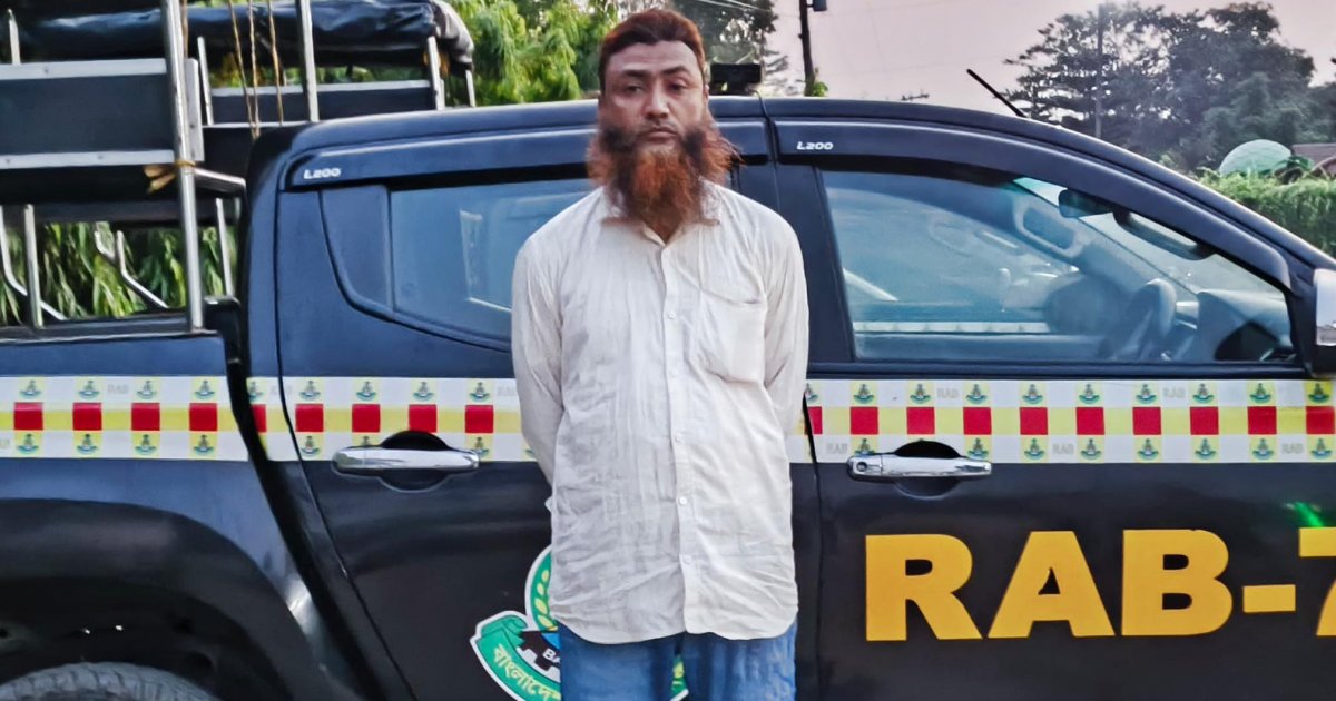 পিলখানায় বিডিআর হত্যা মামলায় মৃত্যুদণ্ডপ্রাপ্ত সিপাহী গ্রেফতার
