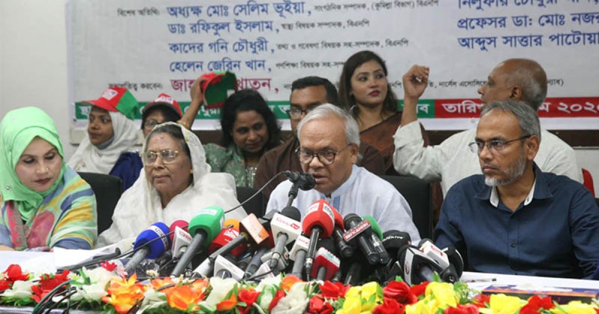 অনেক দূর তাকিয়ে সিদ্ধান্ত না নিলে বিপদ হতে পারে, সরকারকে রিজভী
