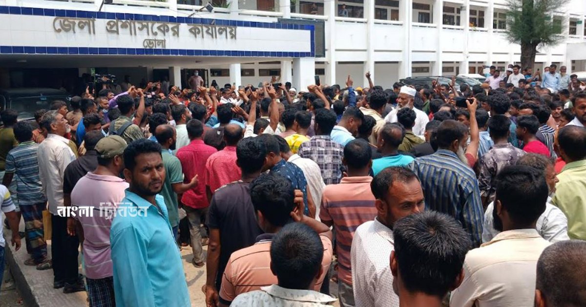 ভোলায় পাঁচ যাত্রী নিয়ে চলাচলের দাবিতে সিএনজি অটোরিকশা চালকদের বিক্ষোভ