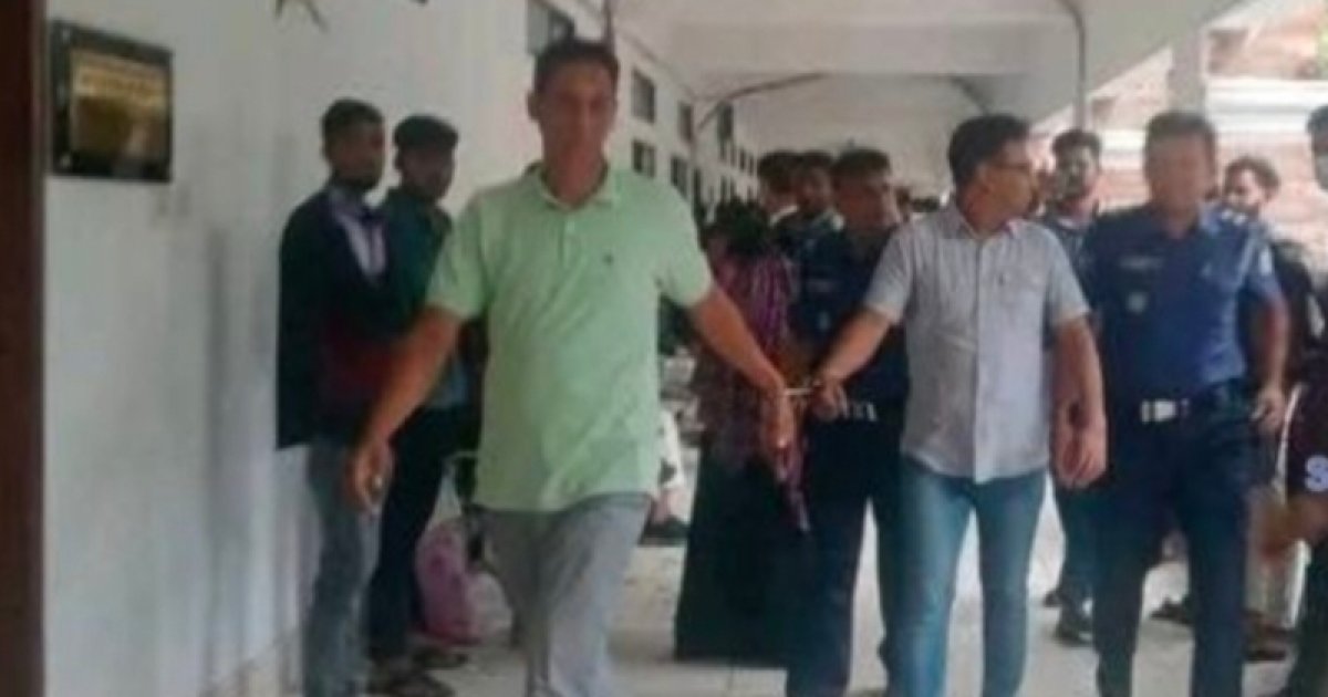 আ.লীগ-ছাত্রলীগের ২৬ নেতার আত্মসমর্পণ