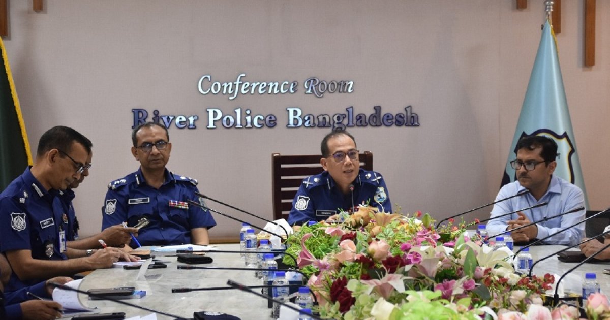 নৌ পথে ঈদযাত্রা ও পশুবাহী নৌযান নিরাপত্তায় কাজ করছে পুলিশ: অতিরিক্ত আইজিপি