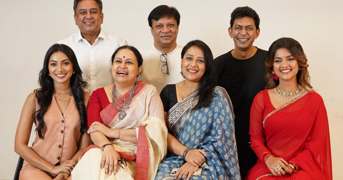 সিনেমা ‘উৎসব’: পরিবার ছাড়া দেখা নিষেধ!