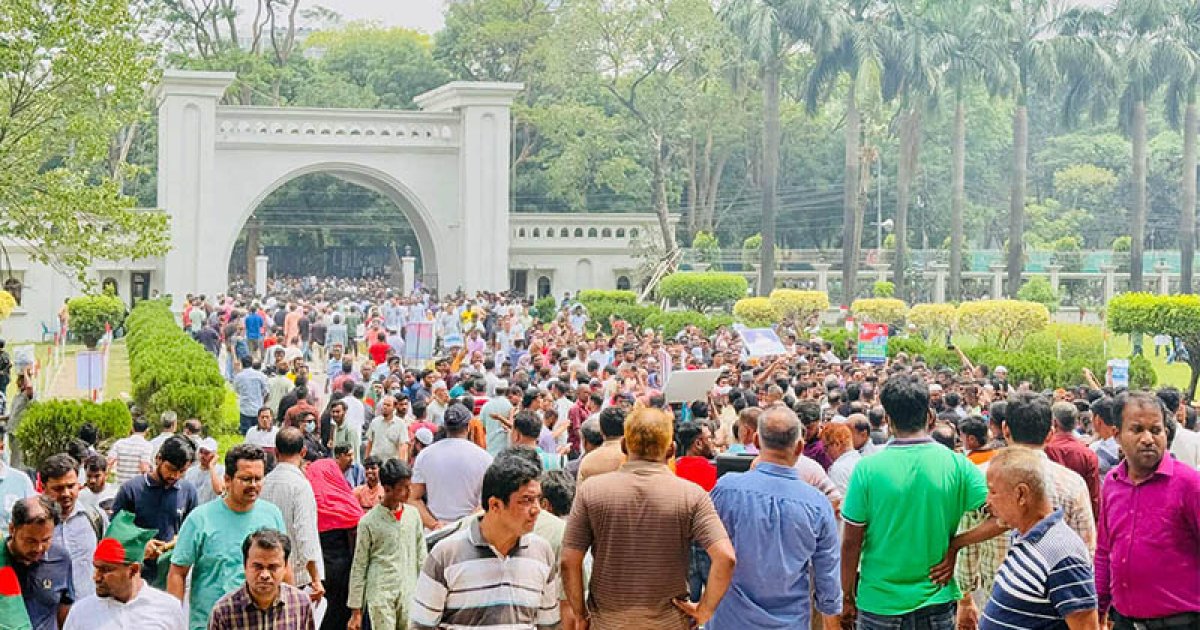 ইশরাককে মেয়র পদে বসানোর দাবিতে লাগাতার অবস্থান কর্মসূচি ঘোষণা