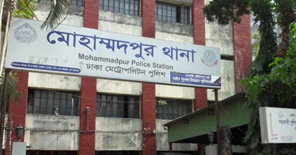 দেশীয় অস্ত্রসহ ‘লও ঠেলা’ গ্যাংয়ের ৯ সদস্য গ্রেফতার