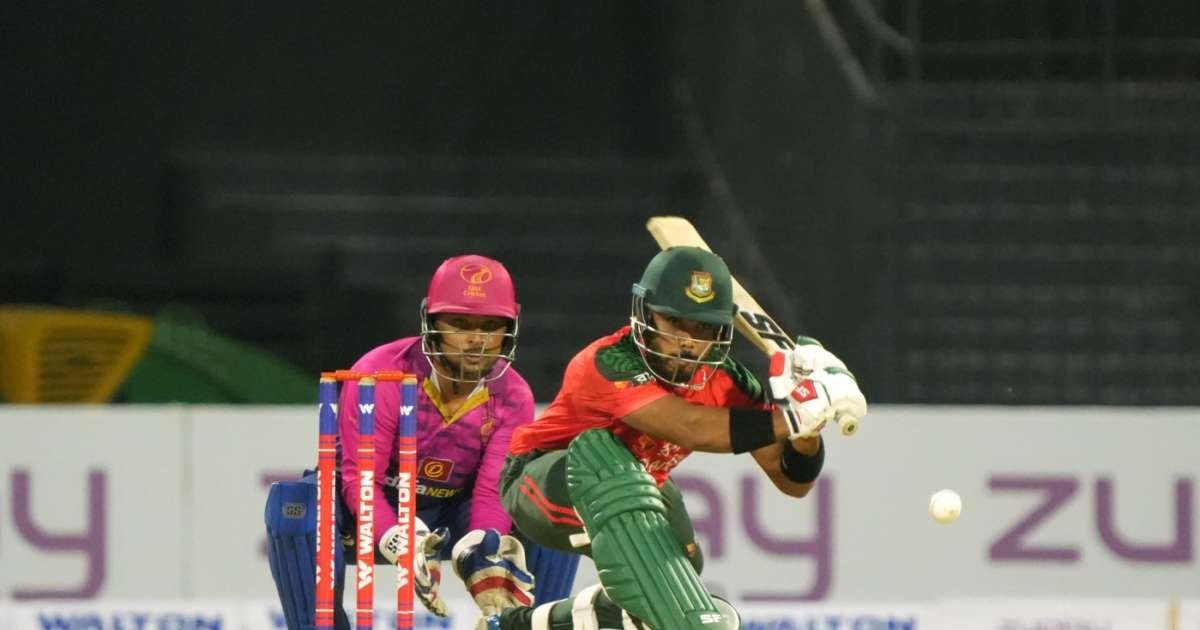 তামিমের ৯ বছর পর ইমনের রেকর্ড গড়া সেঞ্চুরি