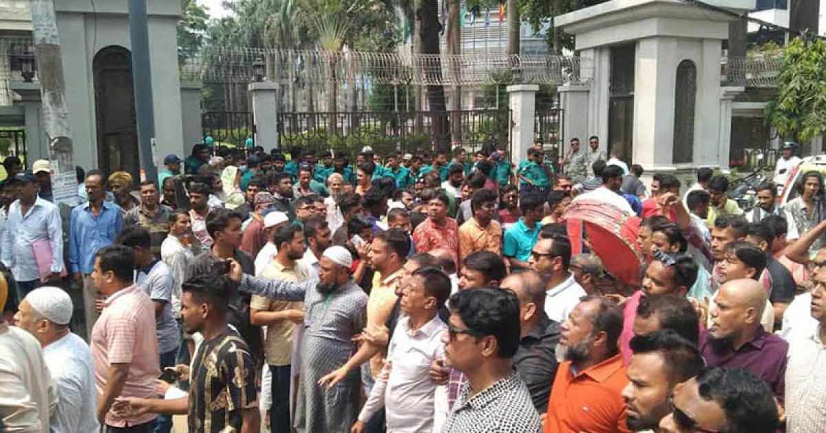 ইশরাক সমর্থকদের লংমার্চ কর্মসূচিতে পুলিশের বাধা