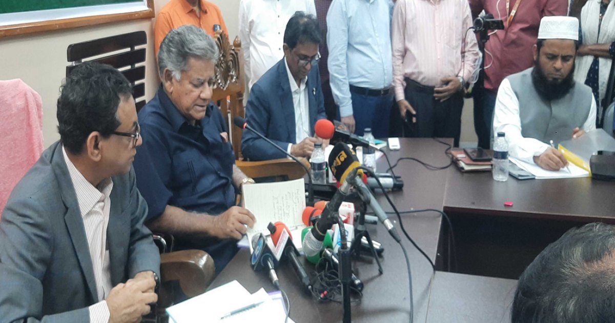 চা বাগানে নারীদের ওয়াশরুমের ব্যবস্থা করা হবে: এম সাখাওয়াত