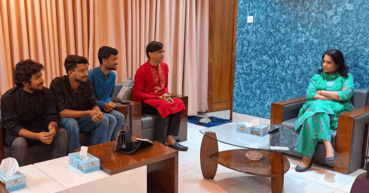 কাপড় ও পাটের ব্যাগ ব্যবহারের অভ্যাস গড়ে তুলতে হবে: পরিবেশ উপদেষ্টা