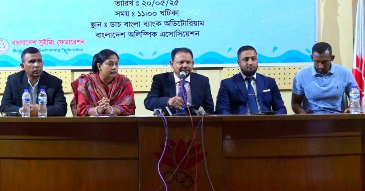 ইংলিশ মিডিয়ামের ছেলে-মেয়েরাও আসছে সাঁতারে!