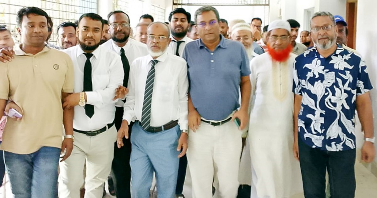 দুই মামলায় অব্যাহতি পেলেন চাঁদপুর জেলা বিএনপির সভাপতিসহ ৬৪ নেতাকর্মী