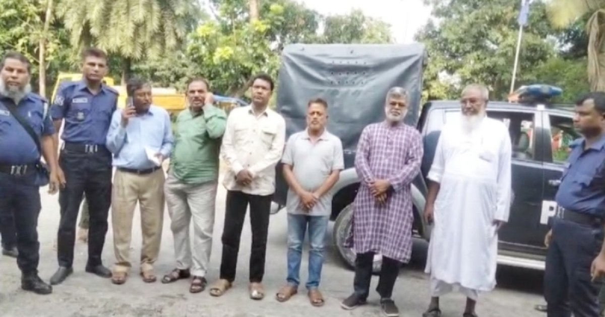 গাইবান্ধায় আইনশৃঙ্খলা সভায় আসা আ.লীগপন্থি ৬ চেয়ারম্যান আটক