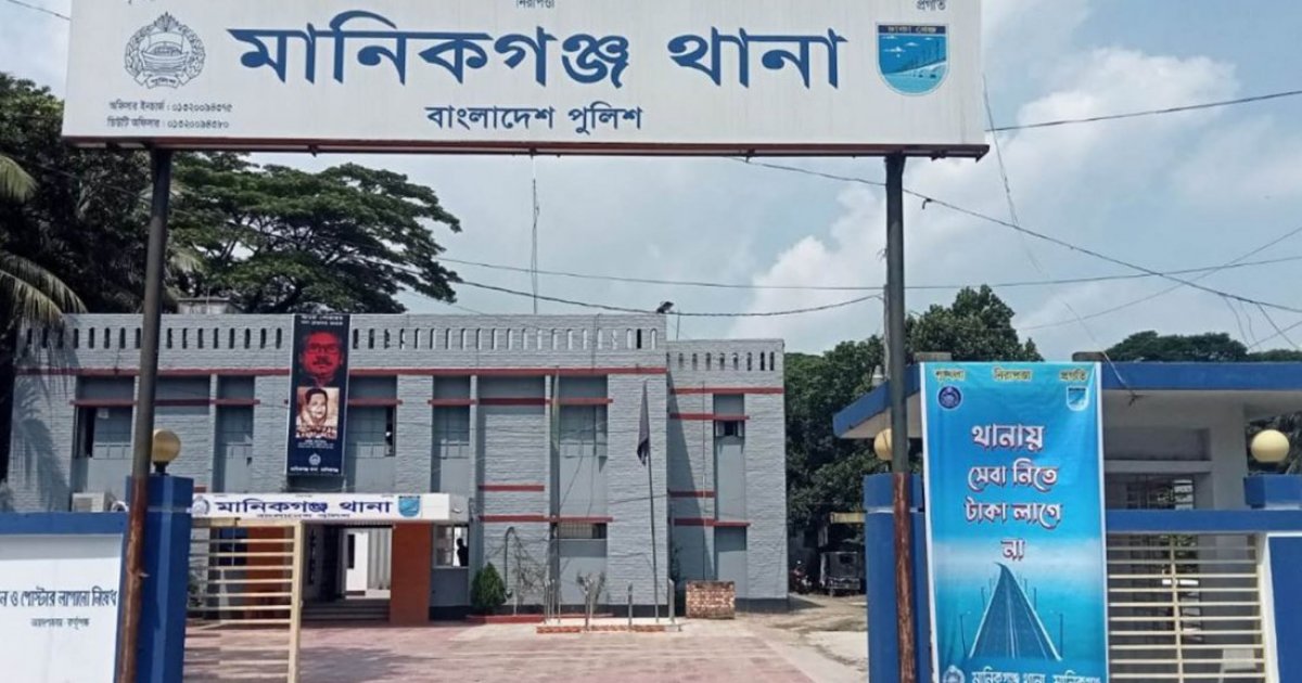 চাঁদা না দেওয়ায় চালককে মারধরের পর ‘থুতু চাটালেন’ সাবেক ছাত্রদল নেতা