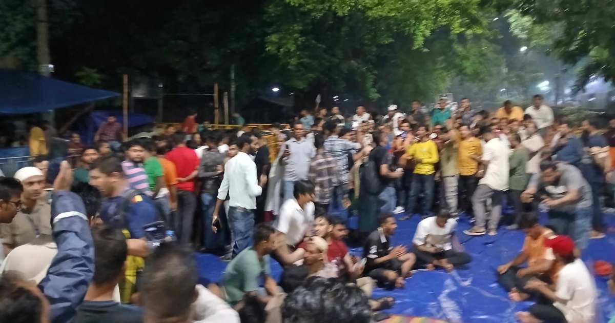 দাবি না মানা পর্যন্ত আন্দোলন চালিয়ে যাওয়ার আহবান ইশরাকের