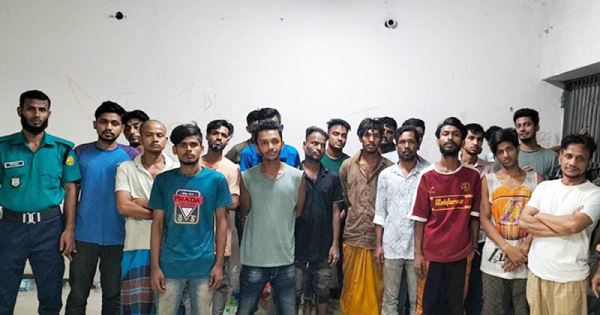 মোহাম্মদপুরে পুলিশের অভিযানে গ্রেফতার ২৬