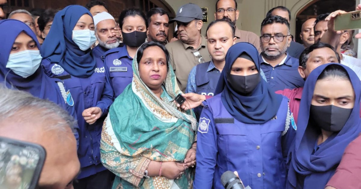 সাবেক মেয়র সেলিনা হায়াৎ আইভী দুই দিনের রিমান্ডে