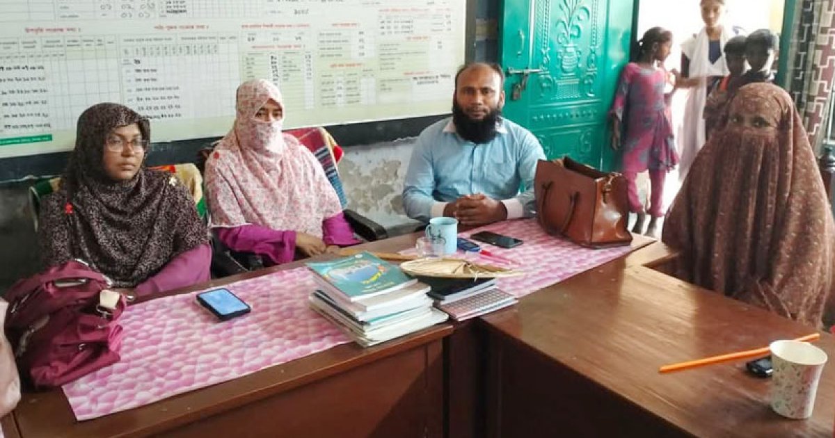 সোমবার থেকে লাগাতার কর্মবিরতিতে যাচ্ছেন প্রাথমিকের শিক্ষকরা