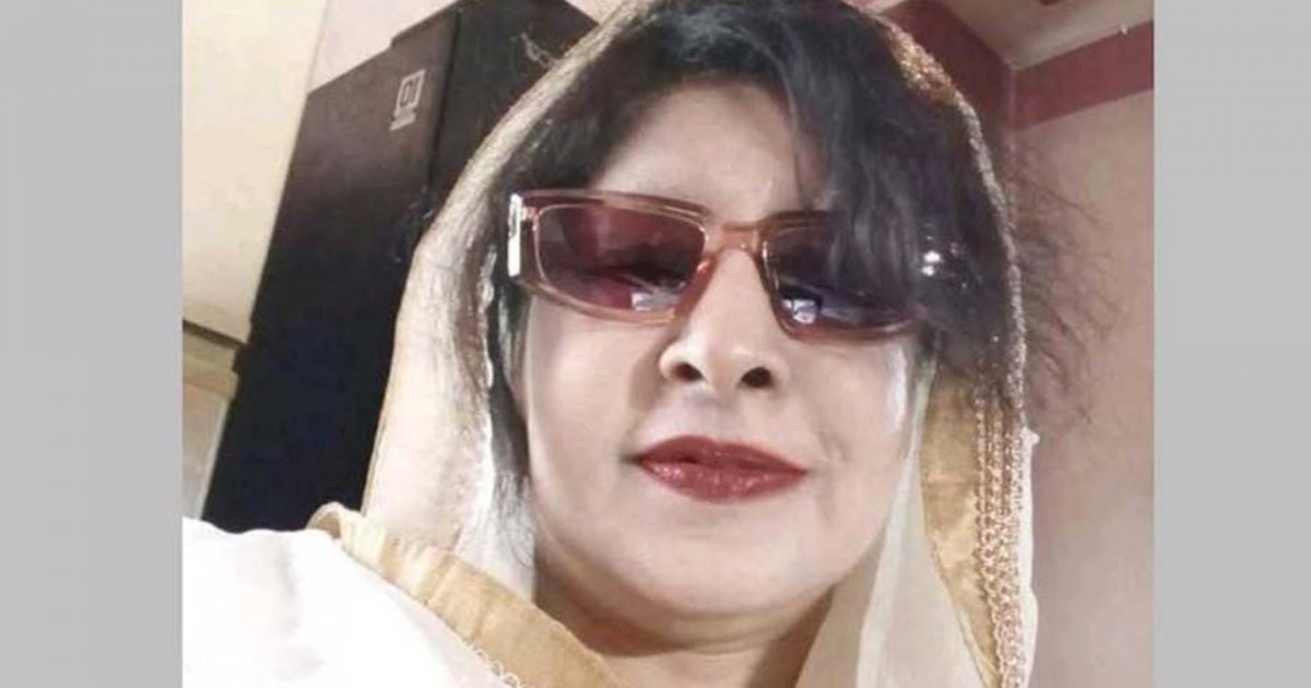 ঘরের মেঝেতে মায়ের রক্তাক্ত লাশ, পিটিয়ে হত্যার দায় স্বীকার পালিত ছেলের