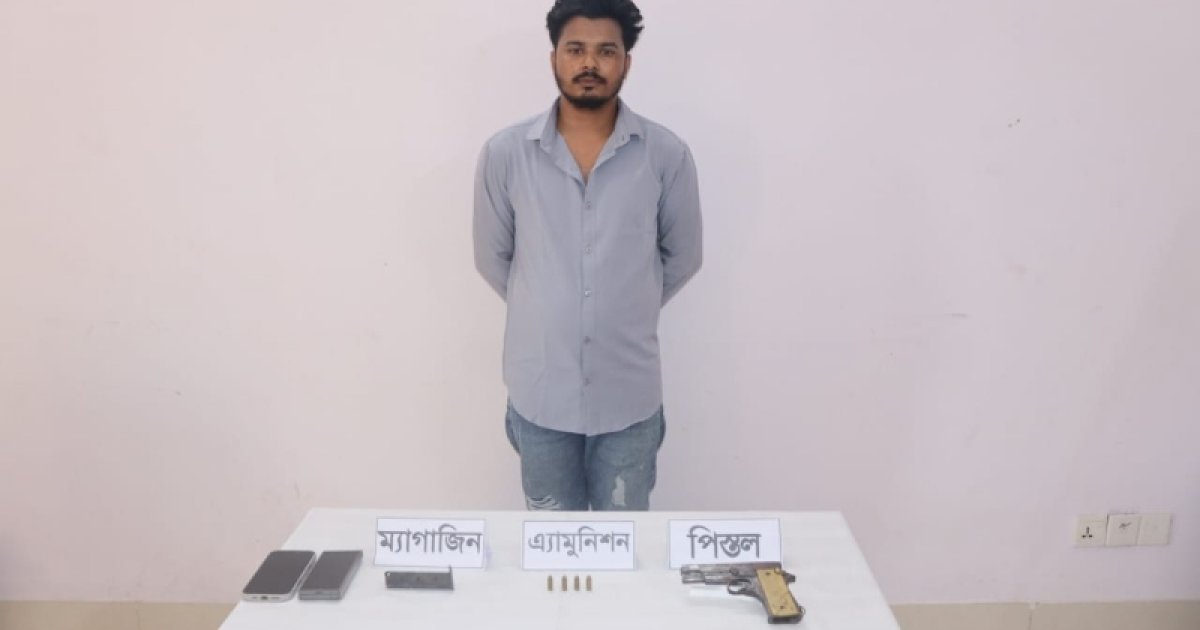 কিশোর গ্যাং তৈরির অভিযোগে বিদেশি অস্ত্রসহ যুবক আটক