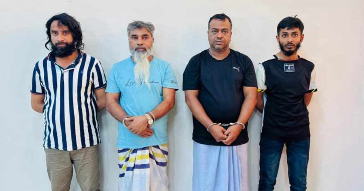 সেনা অভিযানে শীর্ষ সন্ত্রাসী সুব্রত বাইন ও মোল্লা মাসুদসহ গ্রেফতার ৪