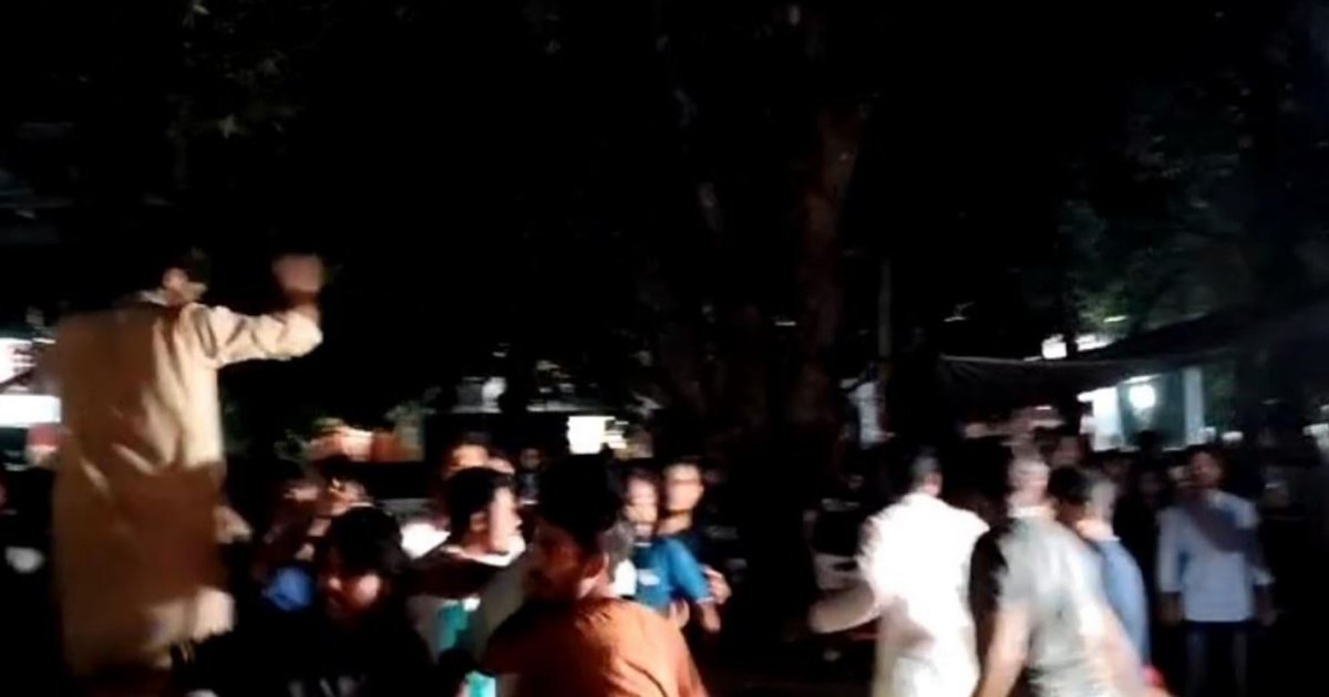 আজহারের খালাসের প্রতিবাদে ডাকা বাম ছাত্র সংগঠনের মিছিলে হামলা, আহত ১০